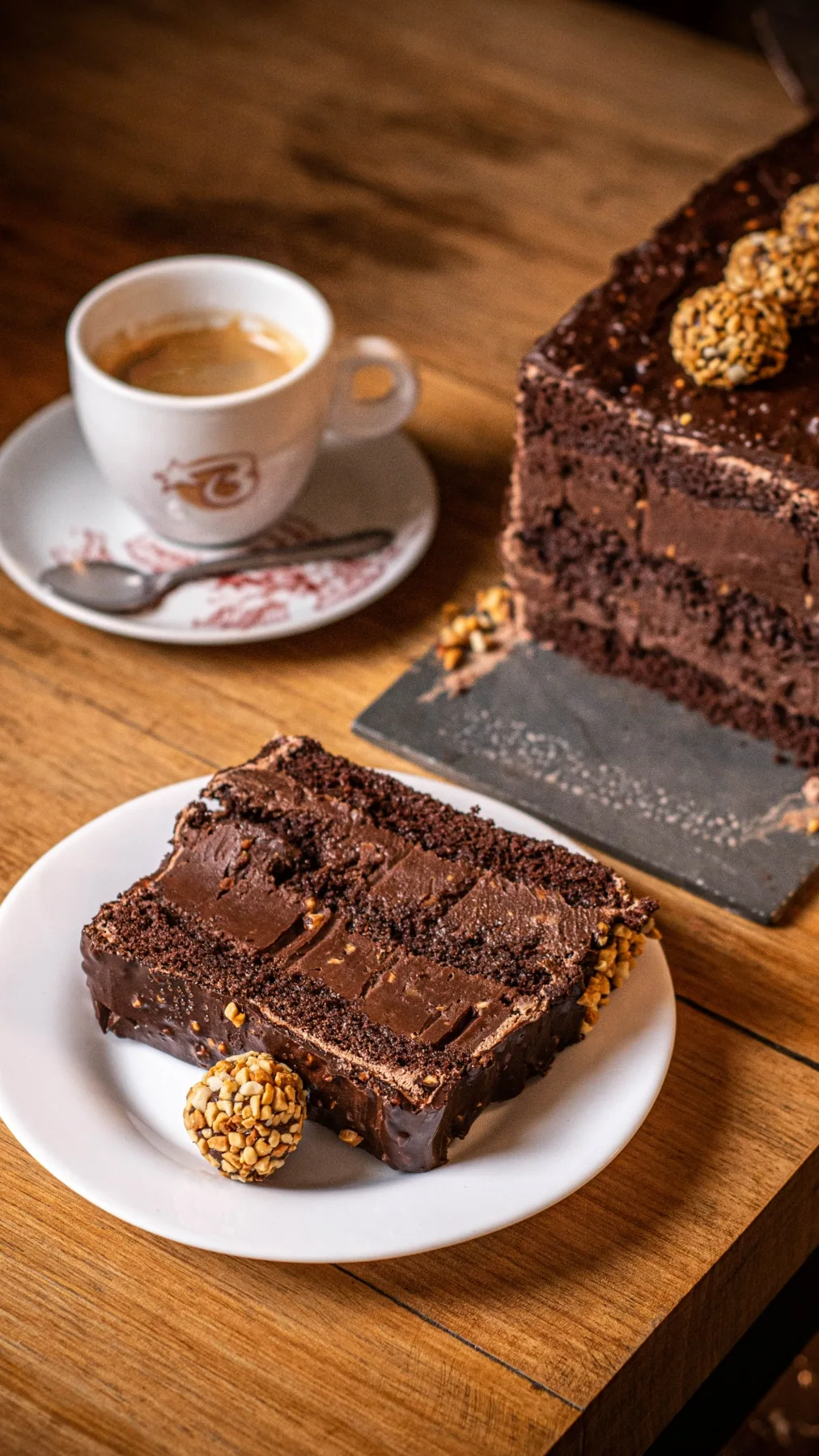Bolo de chocolate com café